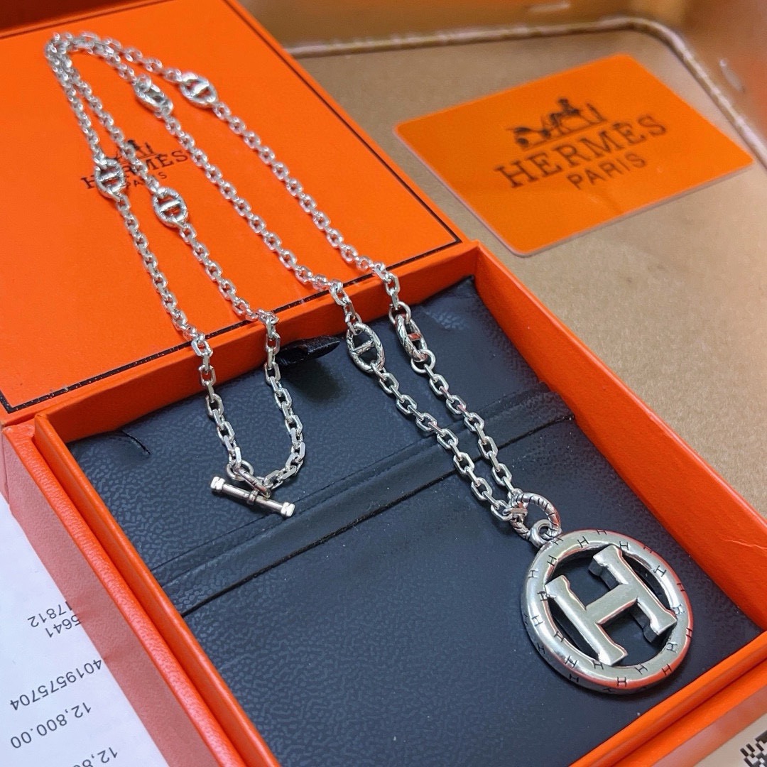 🌀🌟HERMES  爱马仕项链 猪鼻子项链系列首饰 进口定制.高端链条经典搭配 新品 简单时尚🌟专柜一致