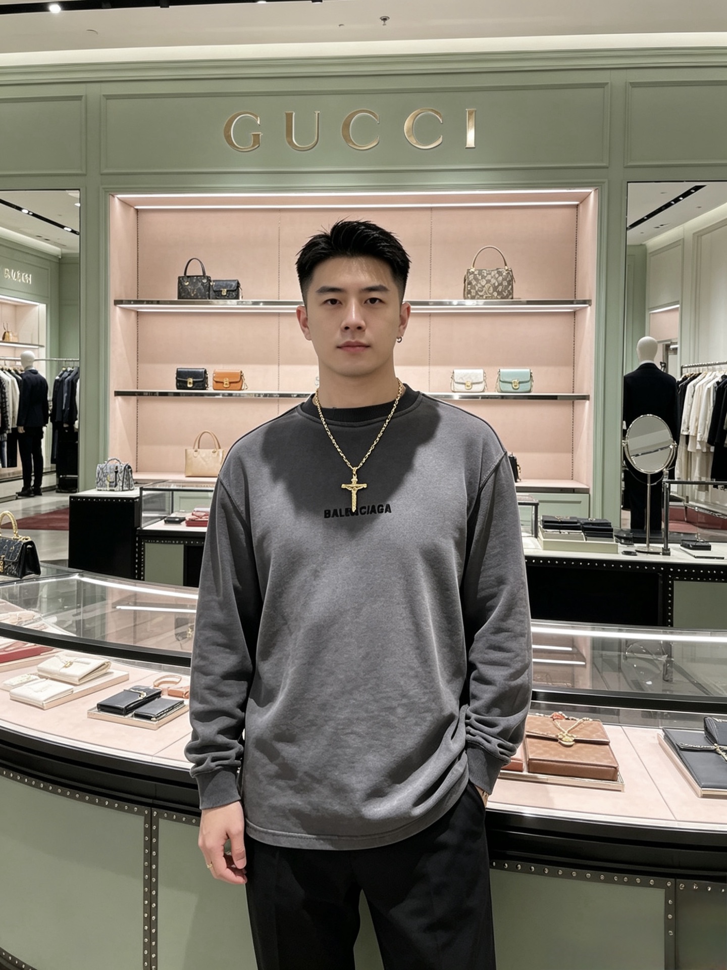 古驰新品发布 🔥🔥 不爆不发 抖音带货网红首选 𝐆𝐮𝐜𝐜𝐢古驰项链最新款链条档次更高明星同款Ange 古驰新品发布 🔥🔥 不爆不发 抖音带货网红首选 𝐆𝐮𝐜𝐜𝐢古驰项链最新款链条档次更高明星同款Ange