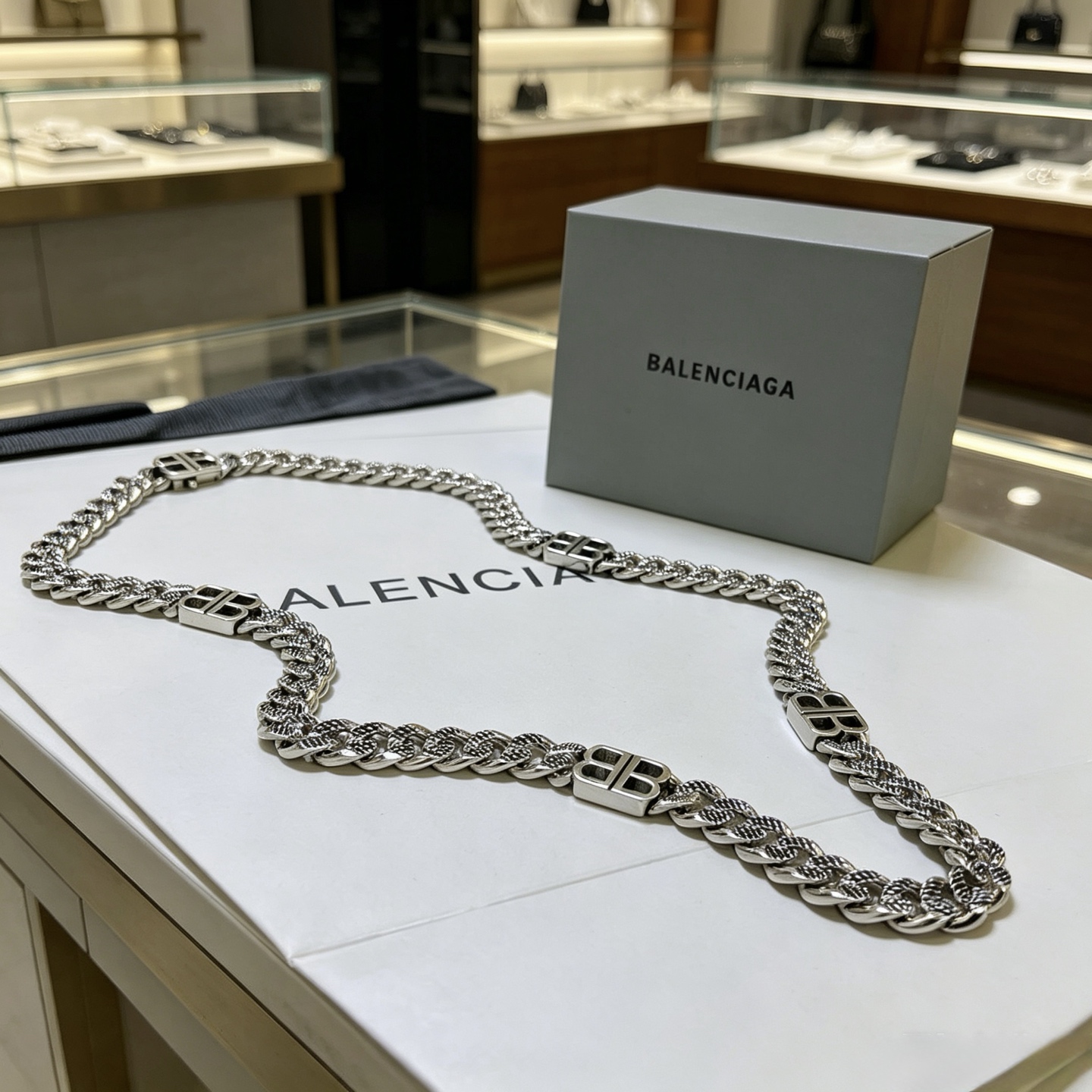 原单货🔹🔹新品 巴黎世家项链 Balenciaga 新款项链🔹专柜一致 细节做工精细 每个细节流程到位 
