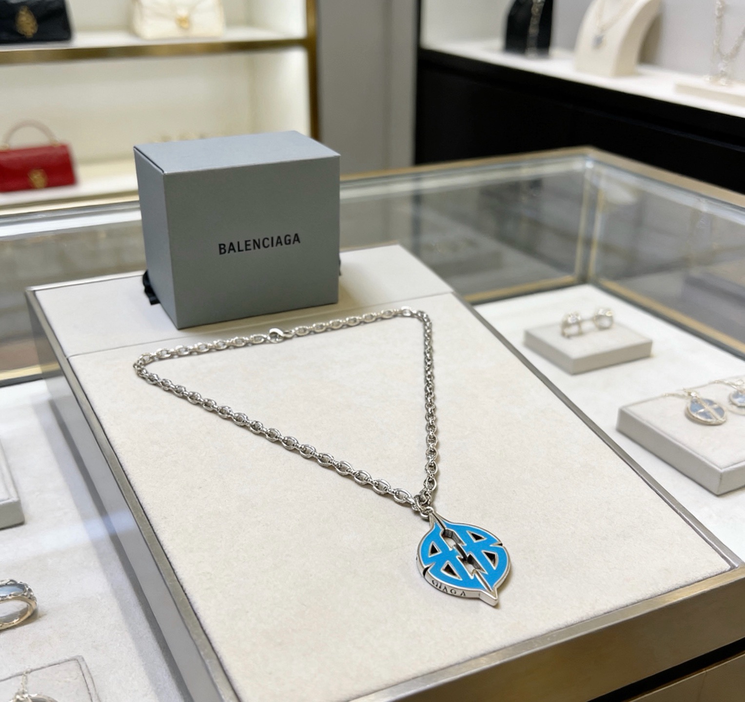 原单货🔹🔹新品 巴黎世家项链 Balenciaga 新款项链🔹专柜一致 细节做工精细 每个细节流程到位 