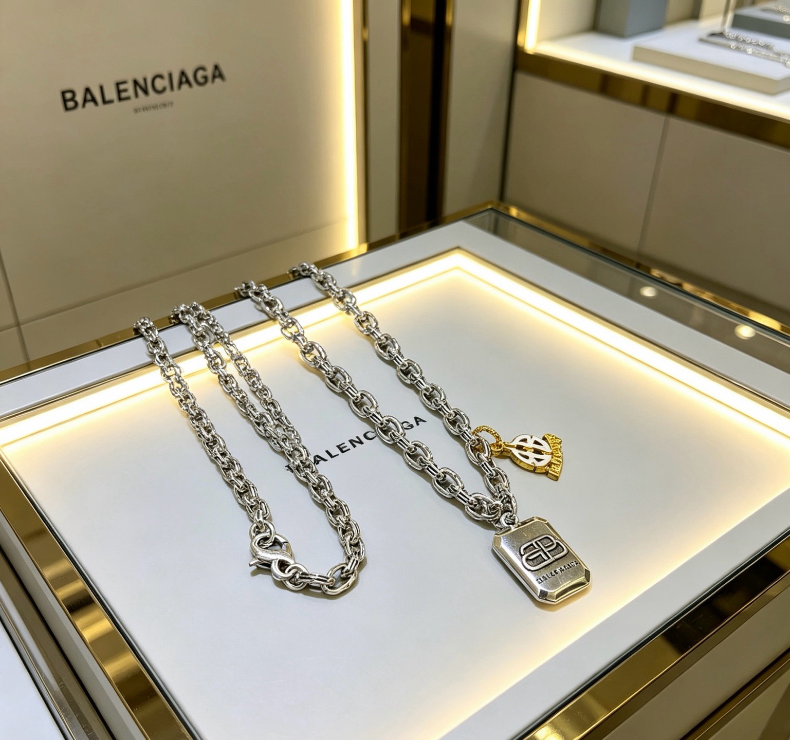 原单货🔹🔹新品 巴黎世家项链 Balenciaga 新款项链🔹专柜一致 细节做工精细 每个细节流程到位 