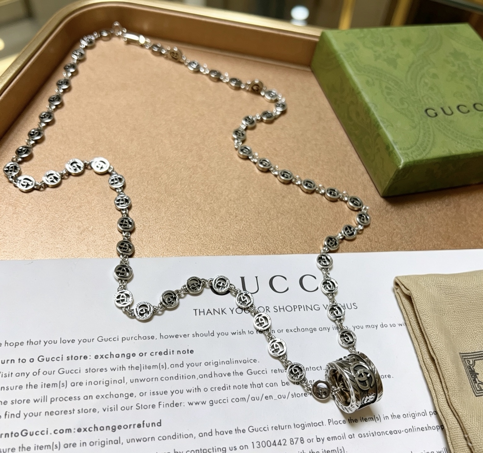 NO:864237,Batch of new products released, handsome Gucci necklace, latest chain, higher grade, same style as Anger Forest series double G Gucci necklace for celebrities, Gucci series necklace, details are distressed, non-market glossy version, this one has been out, best-selling model in Gucci, very good to match trendy clothes, fine jewelry, gucci, necklace19860909批 新品发布巨帅古驰项链最新款链条档次更高明星同款Anger Forest系列双G古驰项链 古驰系列项链 细节对版做旧处理 非市面亮面版型 这款一直在出 古驰里面热卖款 非常好搭配潮流衣服,饰品精品,gucci,necklace,Jewelry