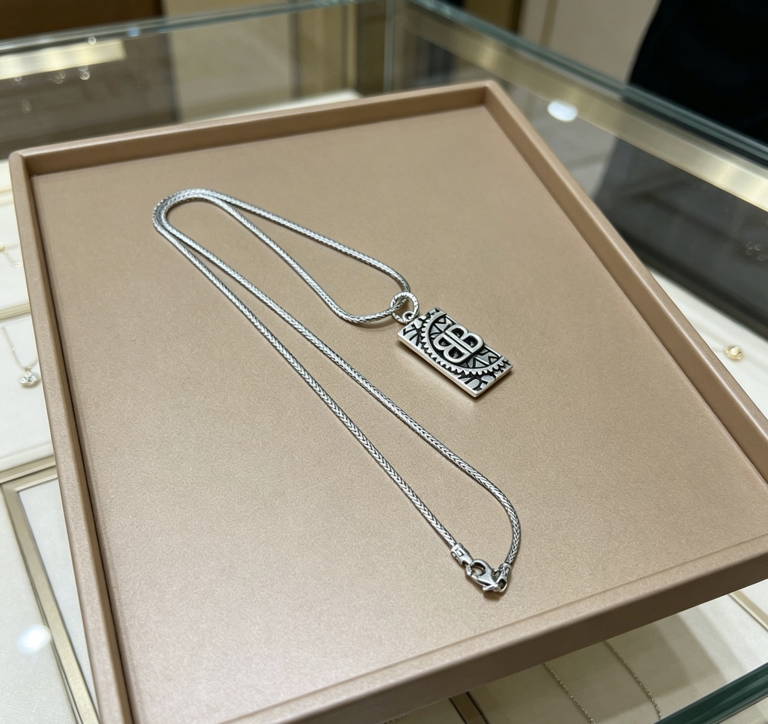 原单货🔹🔹新品 巴黎世家项链 Balenciaga 新款项链🔹专柜一致 细节做工精细 每个细节流程到位 