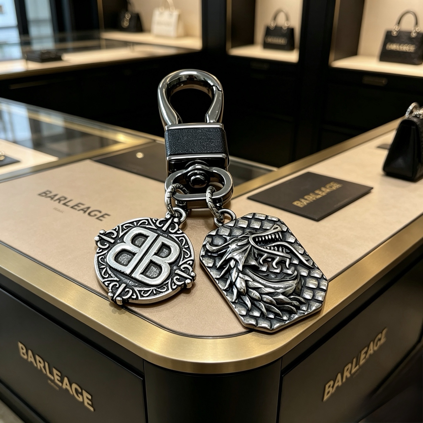 NO:864361,The first batch of new products released Balenciaga bag charm keychain Balenciaga keychain The latest bag charms are of a higher grade and are the same style as celebrities Classic co-branded design concept keychain series The details are distressed and not available in the market Glossy version This one has been on the market. The best-selling model in Balenciaga. Very good match with trendy backpacks, jewelry boutiques, balenciaga, backpacks, keychain19860909批新品发布 巴黎世家包包挂饰钥匙扣 巴黎世家钥匙扣 最新款包包挂饰档次更高明星同款 经典款联名设计理念钥匙扣系列 细节对版做旧处理 非市面亮面版型 这款一直在出 巴黎世家里面热卖款 非常好搭配潮流背包,饰品精品,balenciaga,backpacks,keychain,Jewelry