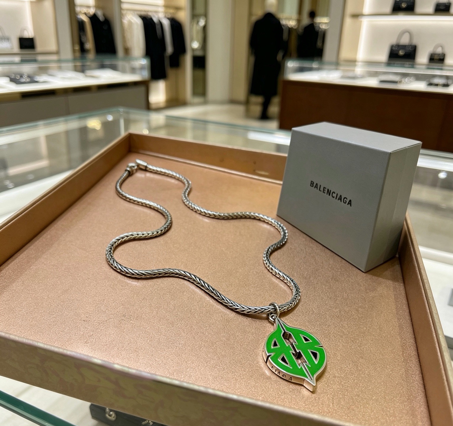 原单货🔹🔹新品 巴黎世家项链 Balenciaga 新款项链🔹专柜一致 细节做工精细 每个细节流程到位 