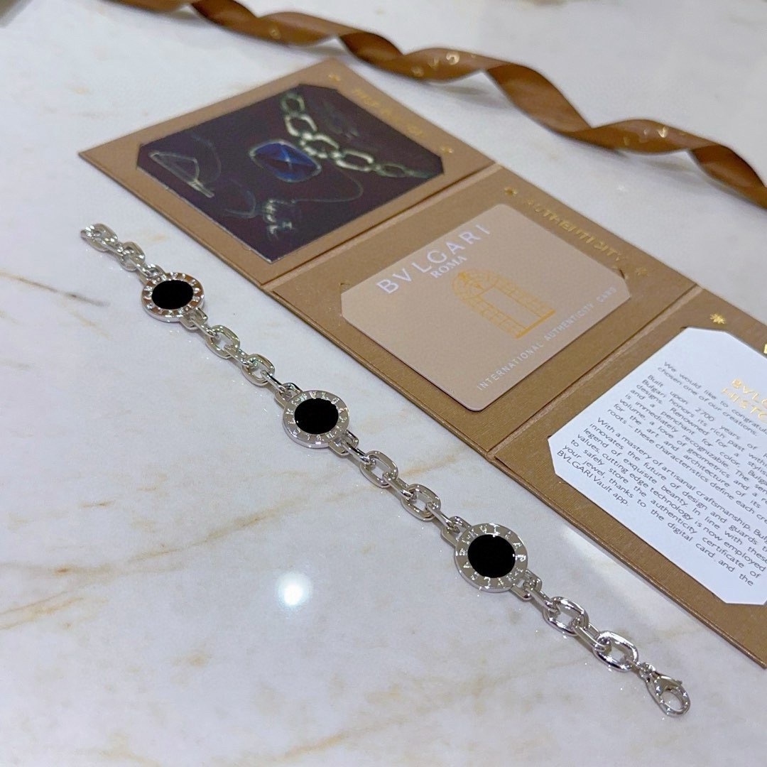 Bvlgari Haute Joaillerie Fine Jewelry Earrings Necklace Ring 4