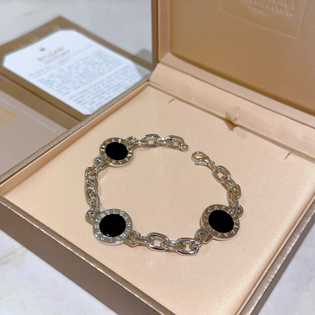 Bvlgari Haute Joaillerie Fine Jewelry Earrings Necklace Ring 7