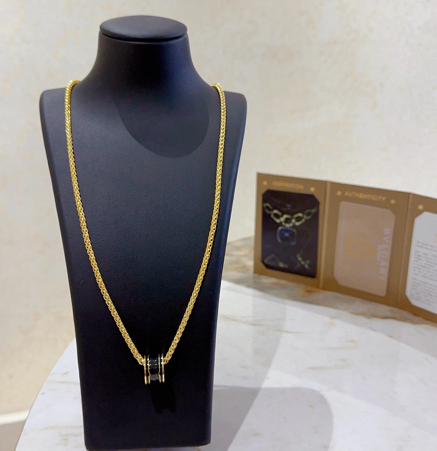 Bvlgari Haute Joaillerie Fine Jewelry Earrings Necklace Ring Ref 4