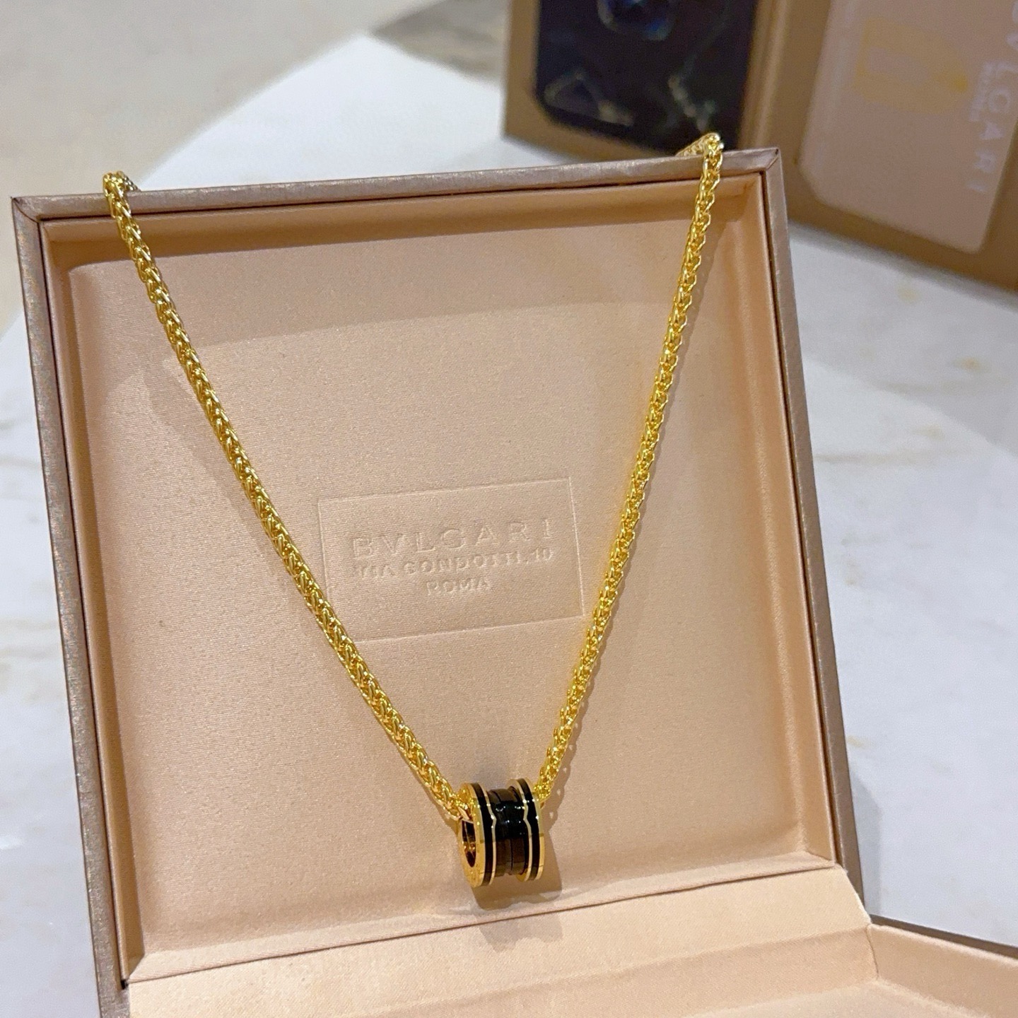 Bvlgari Haute Joaillerie Fine Jewelry Earrings Necklace Ring Ref 5