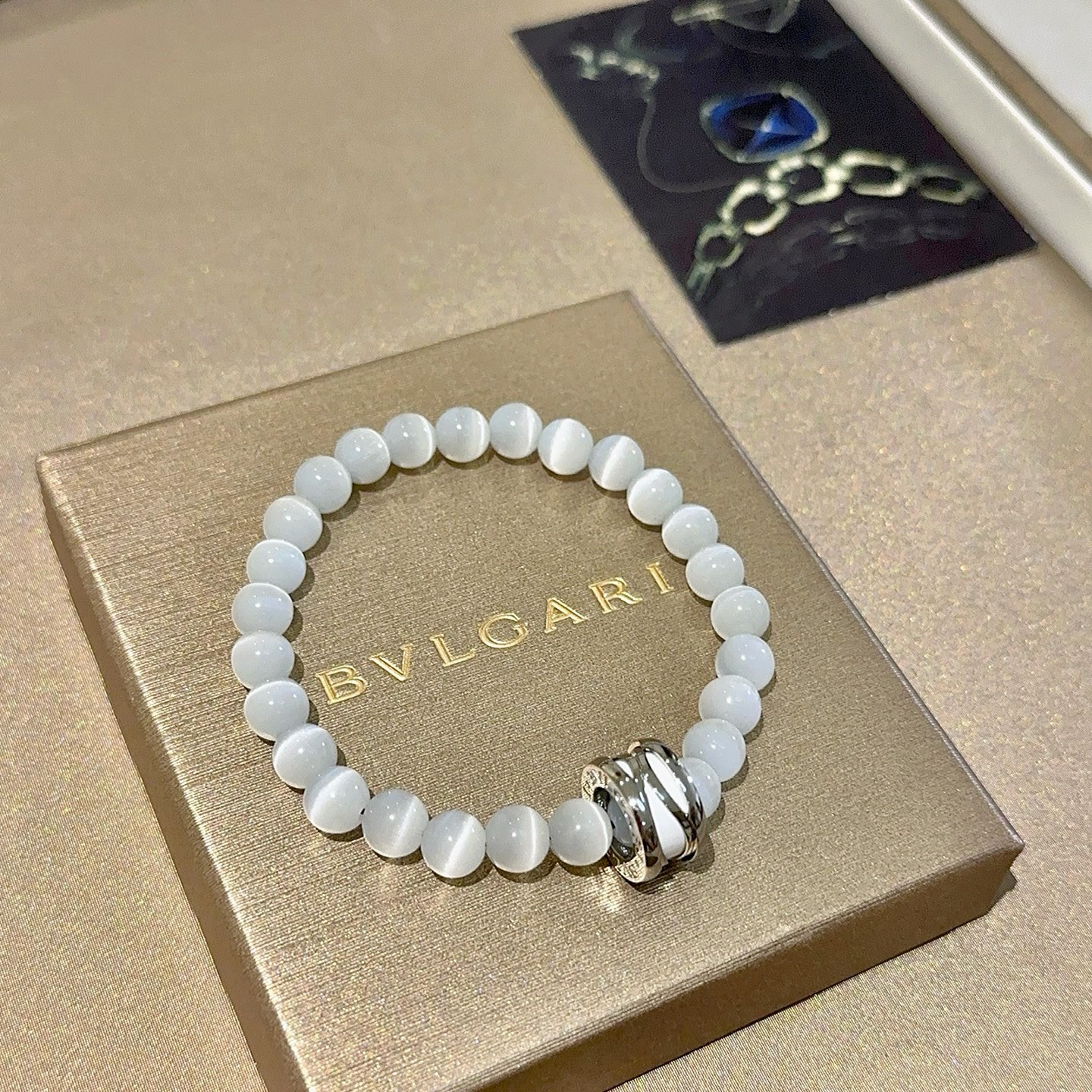 宝格丽手链V金材质 BVLGARI宝格丽 DIVAS‘ DREAM 系列 天然猫眼石 品相完美，细节无敌