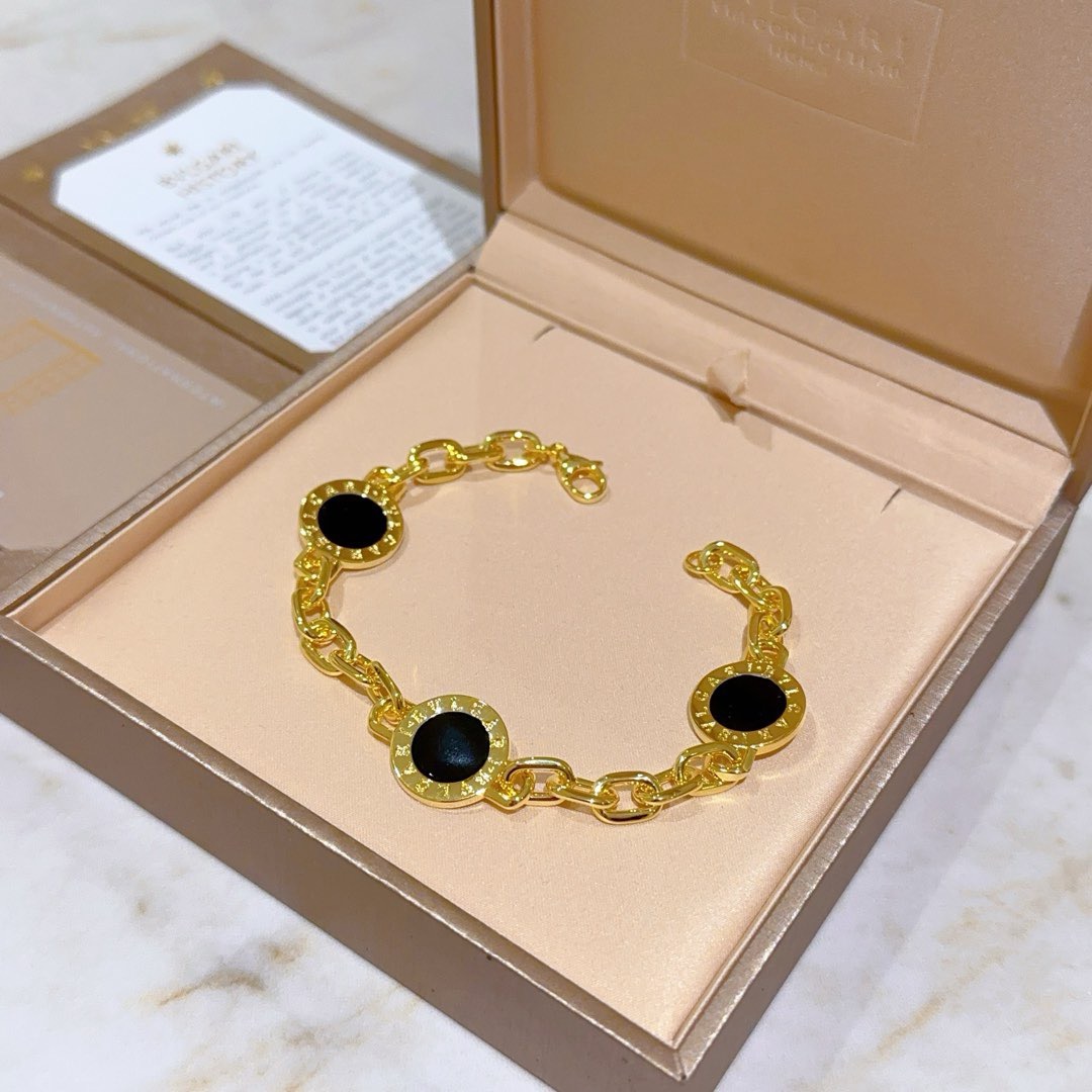 Bvlgari Haute Joaillerie Fine Jewelry Earrings Necklace Ring Ref 4