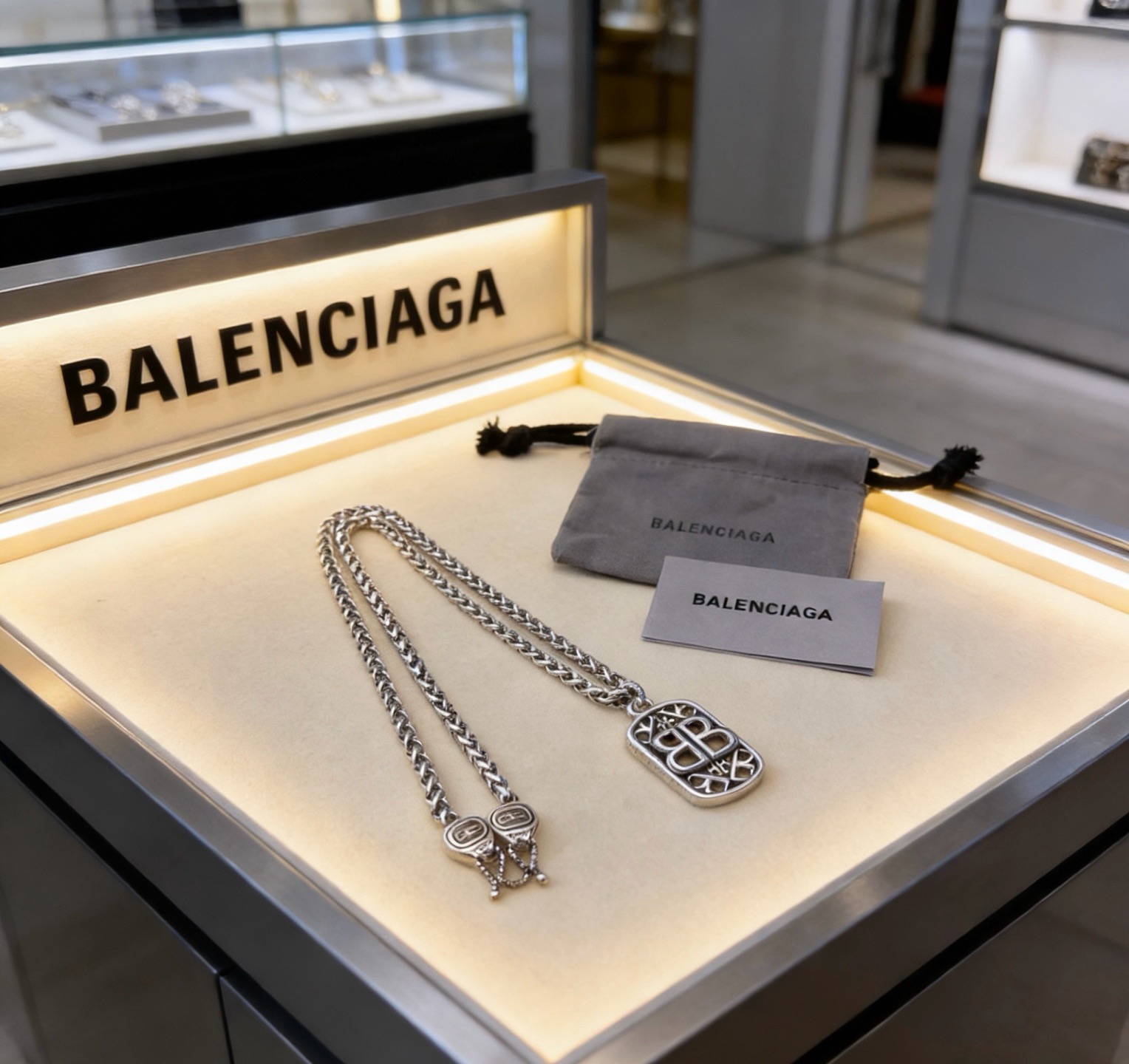 原单货🔹🔹新品 巴黎世家项链 Balenciaga 新款项链🔹专柜一致 细节做工精细 每个细节流程到位 