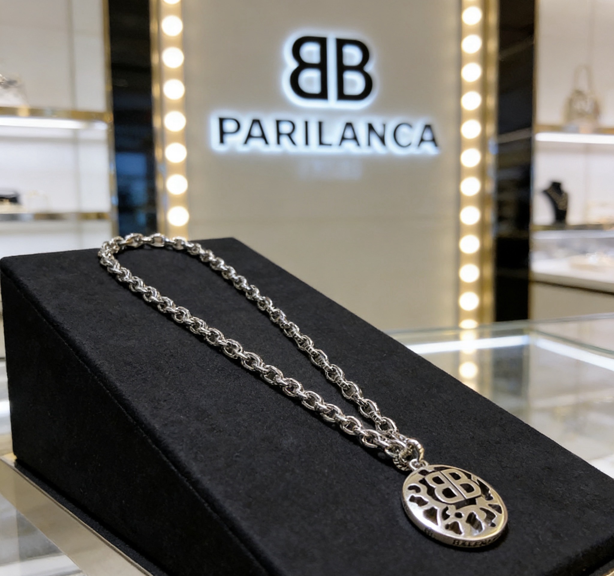 原单货🔹🔹新品 巴黎世家项链 Balenciaga 新款项链🔹专柜一致 细节做工精细 每个细节流程到位 