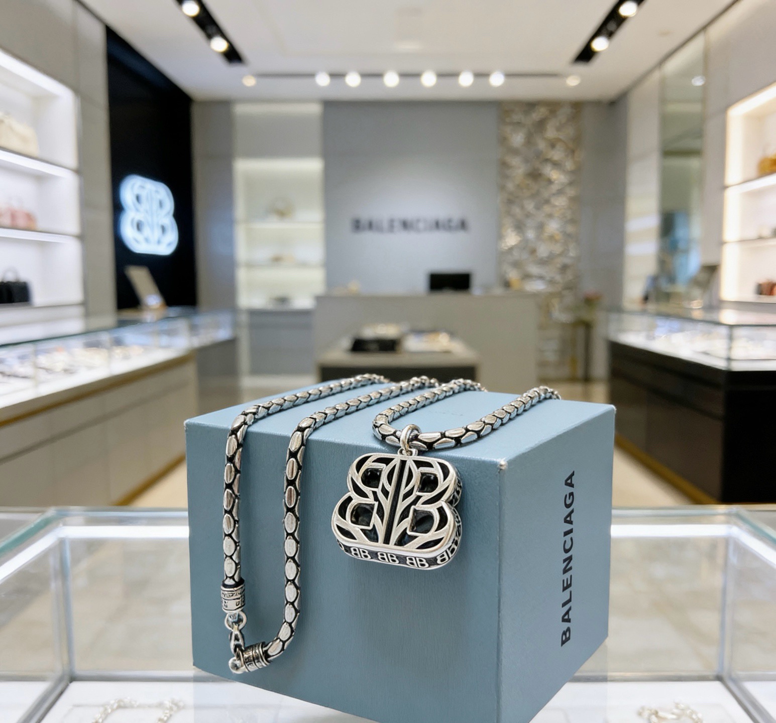 原单货🔹🔹新品 巴黎世家项链 Balenciaga 新款项链🔹专柜一致 细节做工精细 每个细节流程到位 