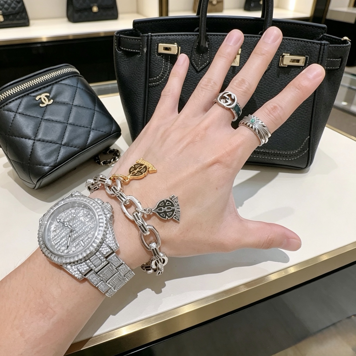 原单货🔹🔹新品 巴黎世家 加粗款 Balenciaga手链🔹专柜一致巴黎世家手链 男士火爆款出货 设计独