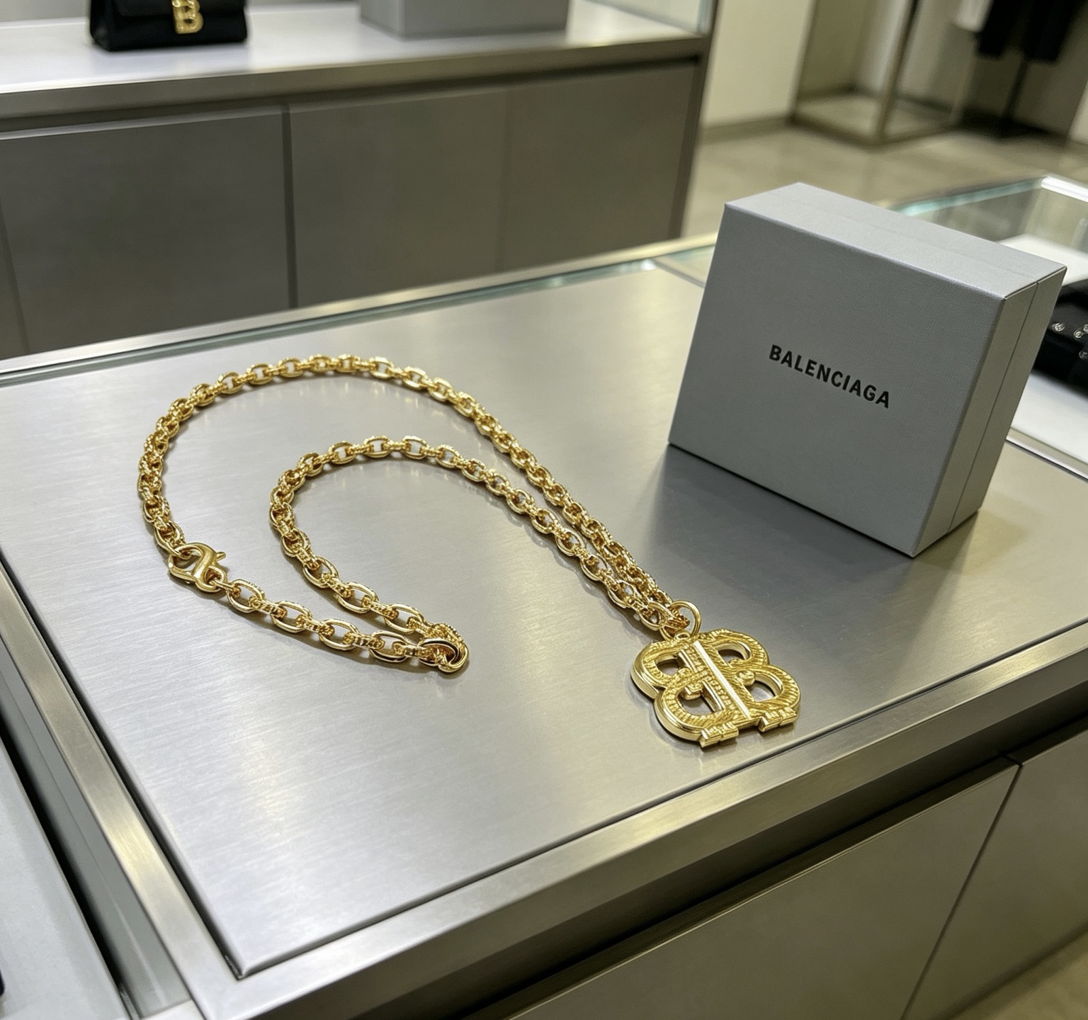 原单货🔹🔹新品 巴黎世家项链 Balenciaga 新款项链🔹专柜一致 细节做工精细 每个细节流程到位 