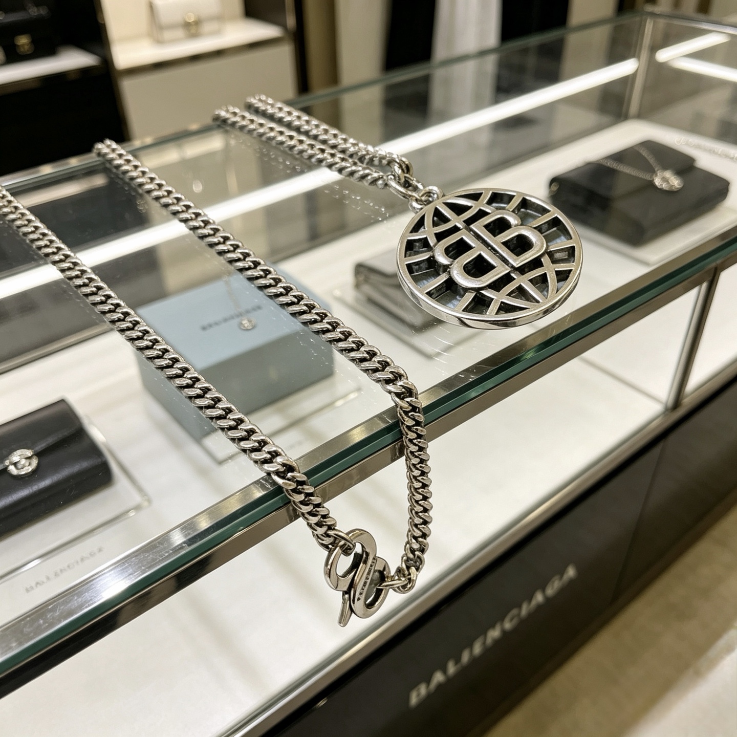 原单货🔹🔹新品 巴黎世家项链 Balenciaga 新款项链🔹专柜一致 细节做工精细 每个细节流程到位 