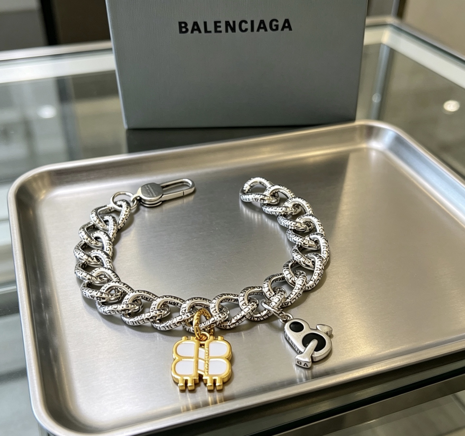 原单货🔹🔹新品 巴黎世家手链Balenciaga手链🔹专柜一致巴黎世家手链 男士火爆款出货 设计独特 前