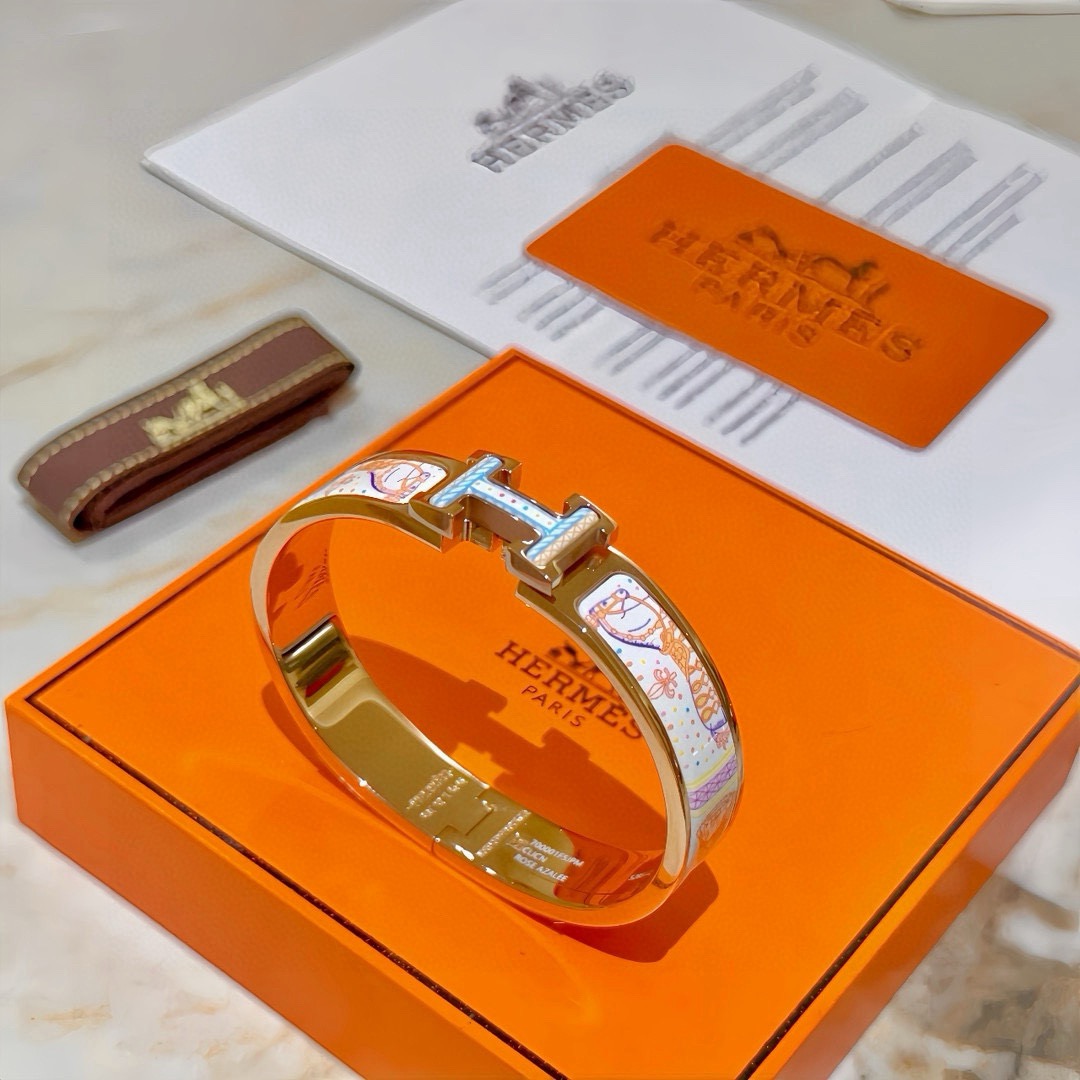Hermes 爱马仕手镯 ❗️原版定制 手环 珐琅工艺太考验师傅的手艺了 要确保色泽手工制作好[色][色