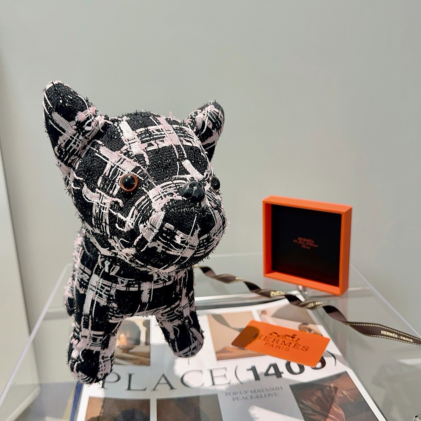 爆款来袭 爱马仕官网首发新品法斗玩偶独家高品质发售 出口法国订单新品发布 ，爱马仕的一款法斗公仔🧸 纯手