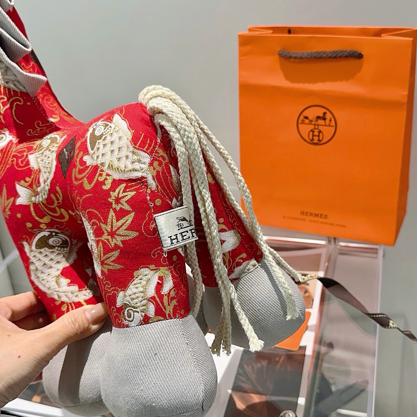 马年爆款来袭 爱马仕官网首发新品玩偶独家高品质发售 出口法国订单新品发布 ，爱马仕的一款经典马公仔🧸 纯