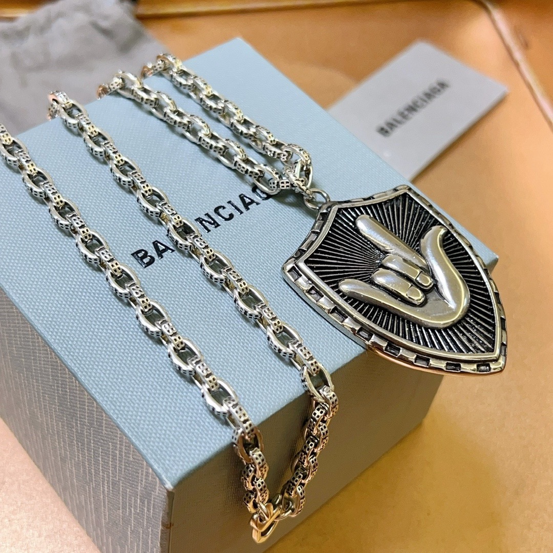 原单货🔹🔹新品 巴黎世家项链 Balenciaga 新款项链🔹专柜一致 细节做工精细 每个细节流程到位 