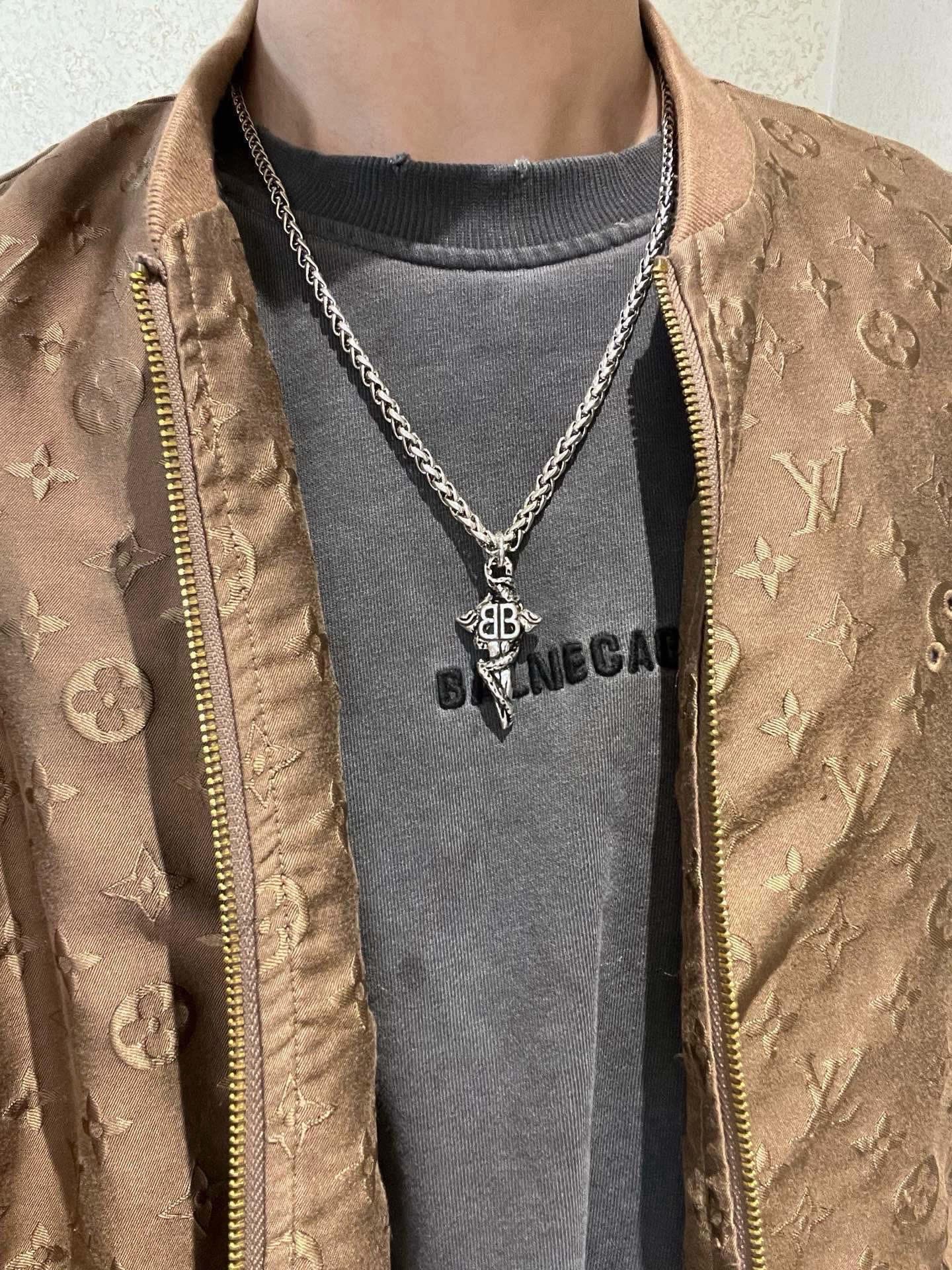 原单货🔹🔹新品 巴黎世家项链 Balenciaga 新款项链🔹专柜一致 细节做工精细 每个细节流程到位 