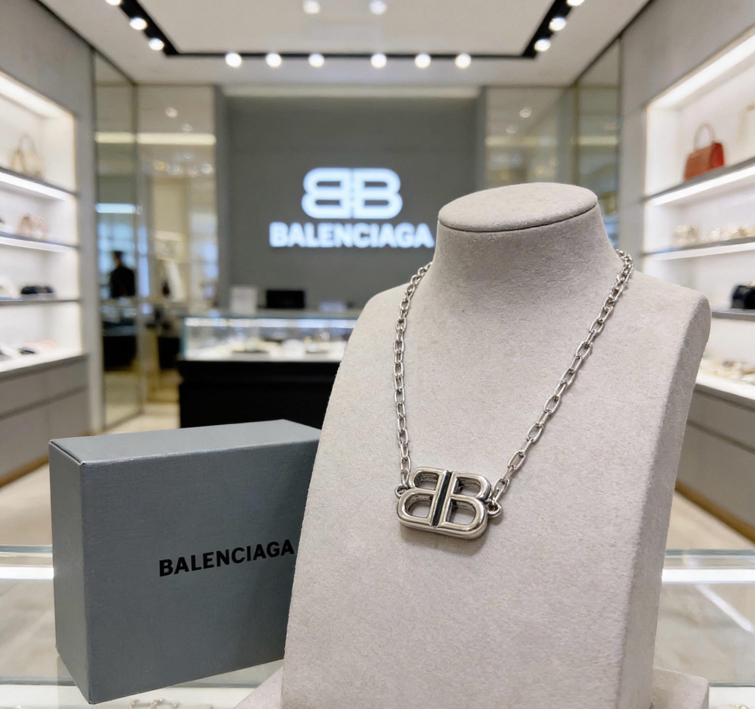 原单货🔹🔹新品 巴黎世家项链 Balenciaga 新款项链🔹专柜一致 细节做工精细 每个细节流程到位 