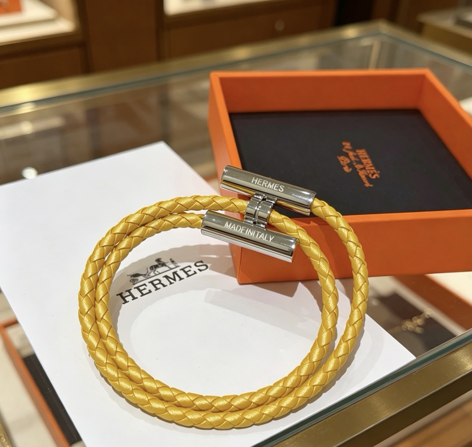 NO:879720,Batch. New Hermes Hermes bracelet braided bracelet thickened version platinum version. High-end Seiko version [color] [color] Many Internet celebrities have the same style. Hermes bracelets are a test of the master's craftsmanship. It is not easy to ensure that every detail is in place [color] [color] High-end customization. Same style for men and women. Hermès is popular. 1:1 super fine star. The same K gold texture, crafted with high-end craftsmanship.  It’s really amazing to use, fine jewelry, hermes, hermes, bracelet19860909批.新款Hermes爱马仕手链编织手绳加厚版 铂金版.高级精工版[色][色]众多网红同款 爱马仕手链太考验师傅的手艺了 要确保每个细节都到位不简单[色][色] 高端定制 男女同款 爱马仕火爆 1:1超精赞明星 同款 k金质感,精工高端工艺打造出炉. 上手真的赞爆,饰品精品,hermes,hermes,bracelet,Jewelry