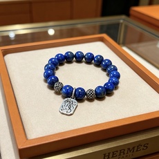 新品发布 👒Hermas爱马仕手链👨👩奢华爱马仕手串 天然石青金石手链男女同款 最新款全件串珠手链档次更 新品发布 👒Hermas爱马仕手链👨👩奢华爱马仕手串 天然石青金石手链男女同款 最新款全件串珠手链档次更