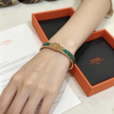 金字塔新品 真鳄鱼皮 🐊支持验皮 Hermes 爱马仕手镯 ❗️v金原版定制 爱马仕手环 鳄鱼皮材质工艺 金字塔新品 真鳄鱼皮 🐊支持验皮 Hermes 爱马仕手镯 ❗️v金原版定制 爱马仕手环 鳄鱼皮材质工艺