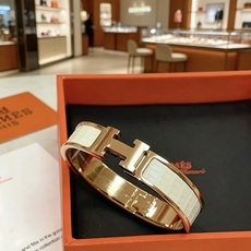 新品 真鳄鱼皮 🐊支持验皮 Hermes 爱马仕手镯 ❗️v金原版定制 爱马仕手环 鳄鱼皮材质工艺太考验 新品 真鳄鱼皮 🐊支持验皮 Hermes 爱马仕手镯 ❗️v金原版定制 爱马仕手环 鳄鱼皮材质工艺太考验