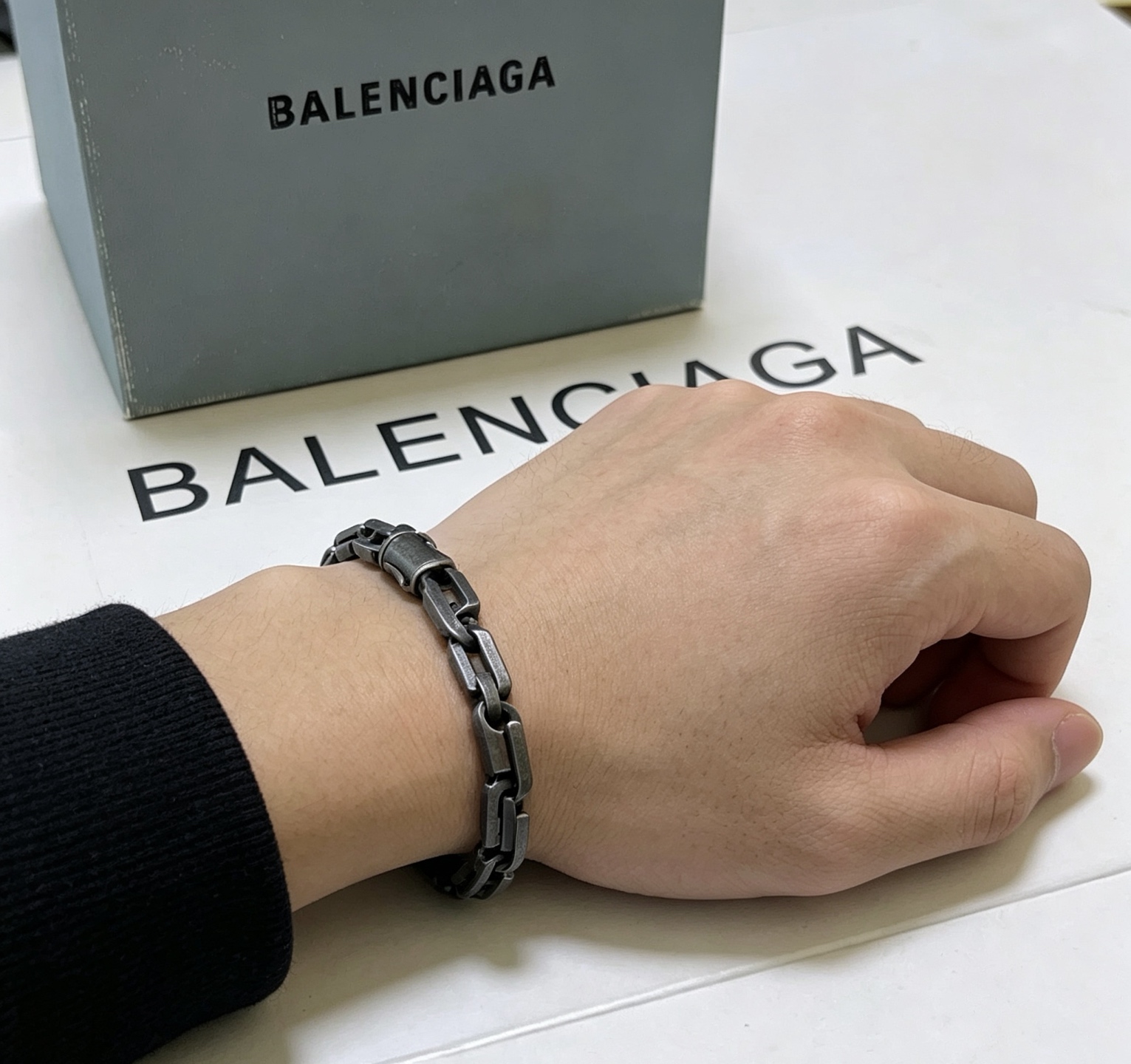 原单货🔹🔹新品 巴黎世家手链Balenciaga手链🔹专柜一致巴黎世家手链 男士火爆款出货 设计独特 前