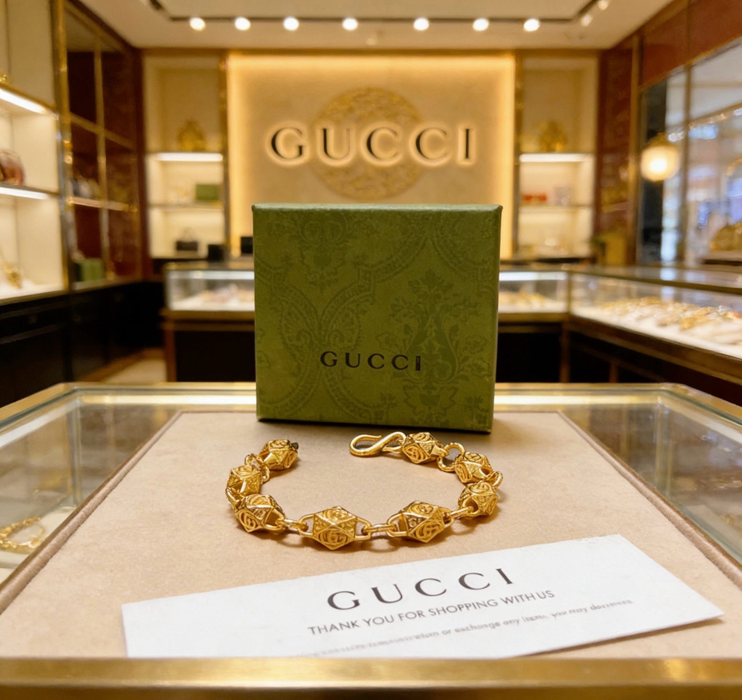 最新出炉🌼 Gucci古驰手链最新款的经典款 精致无论款式 质感 都是绝对的顶尖feel 只要看一眼就懂