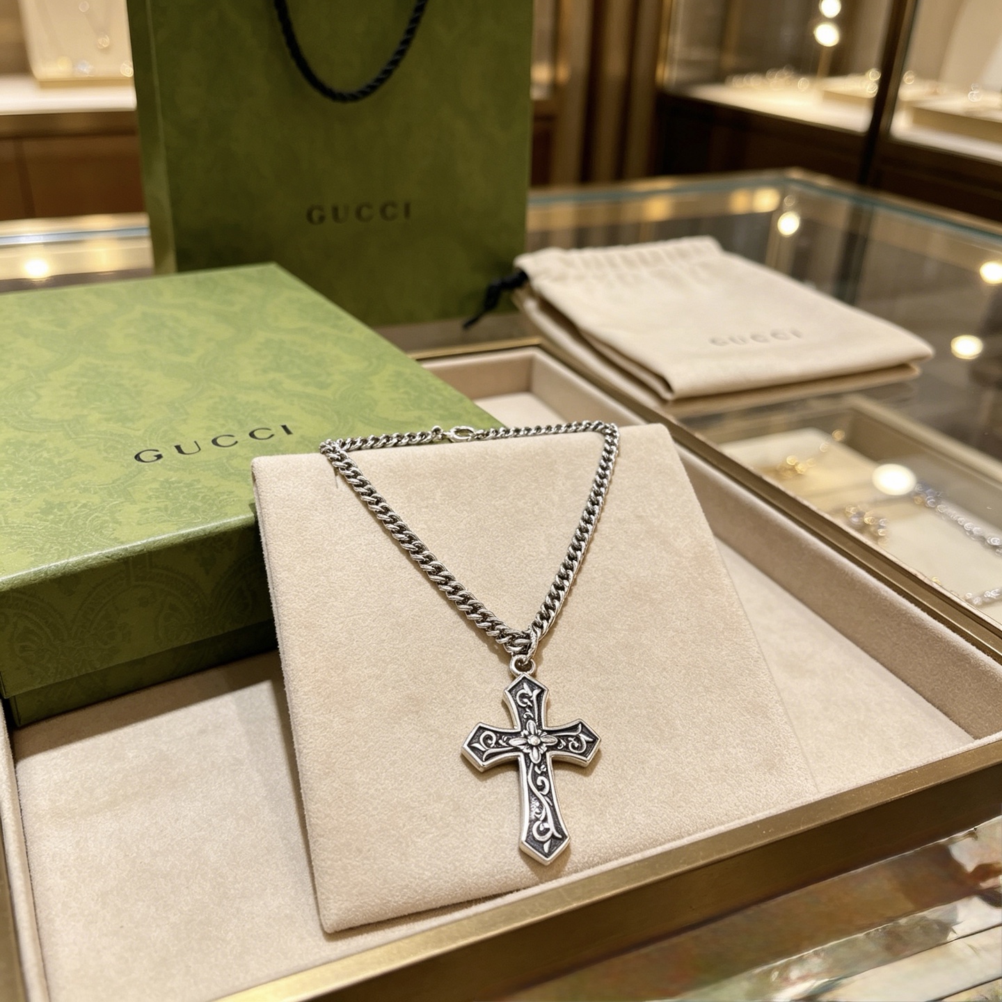 Gucci Haute Couture Haute Joaillerie Fine Jewelry Earrings Necklace Ring 2