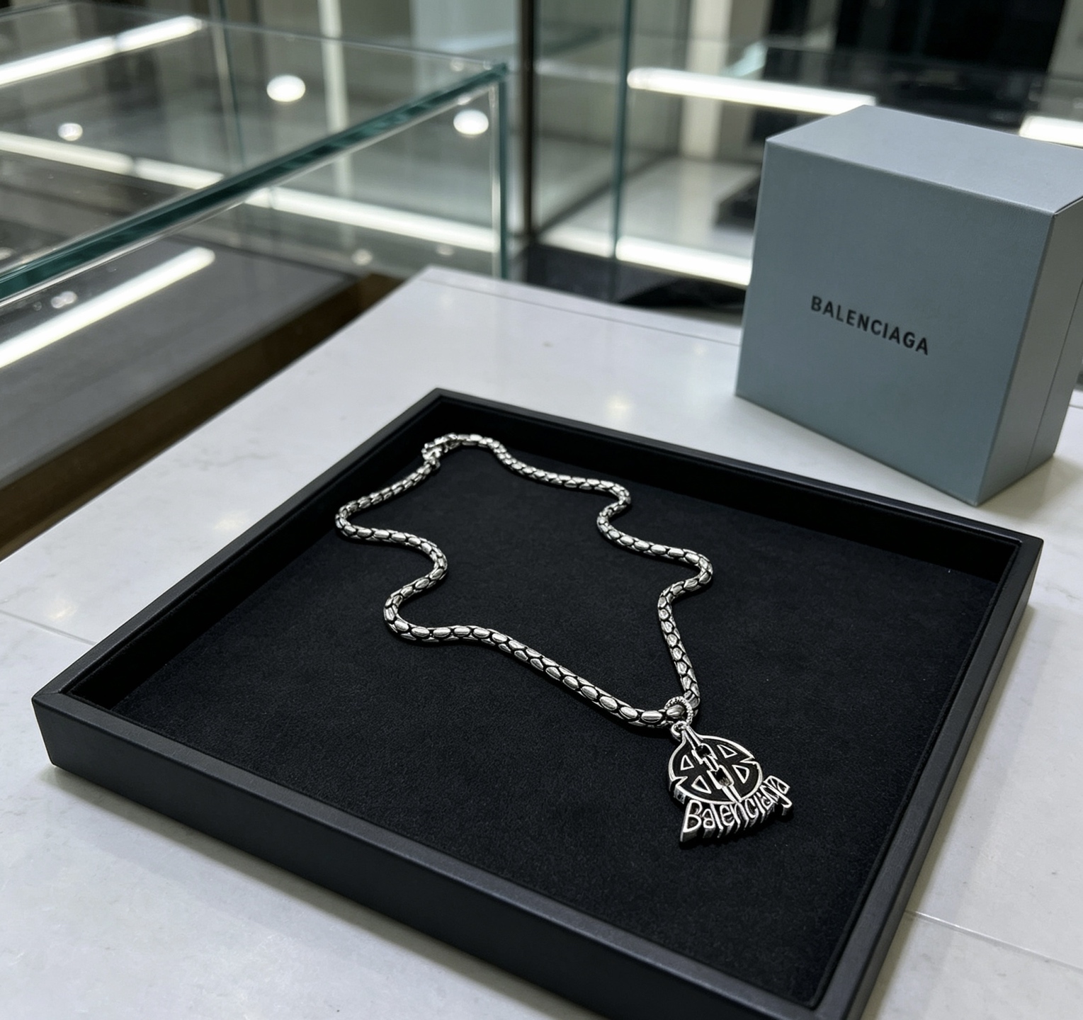货🔹🔹新品 巴黎世家项链 Balenciaga 新款项链🔹 细节做工精细 每个细节流程到位 设计工艺精细 款 设计独特 复古风格 巴黎世家项链 7