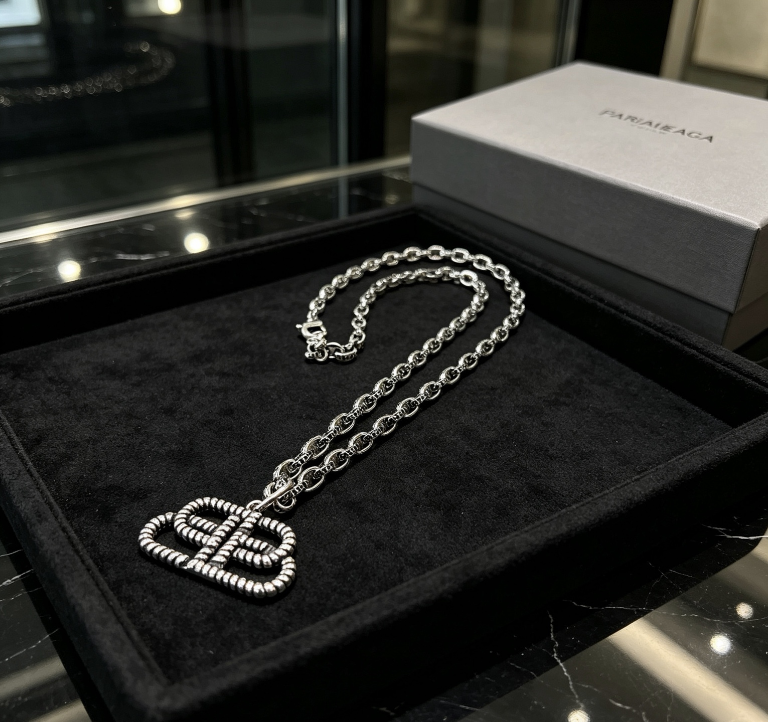 货🔹🔹新品 巴黎世家项链 Balenciaga 新款项链🔹 细节做工精细 每个细节流程到位 设计工艺精细 款 设计独特 复古风格 巴黎世家项链 4
