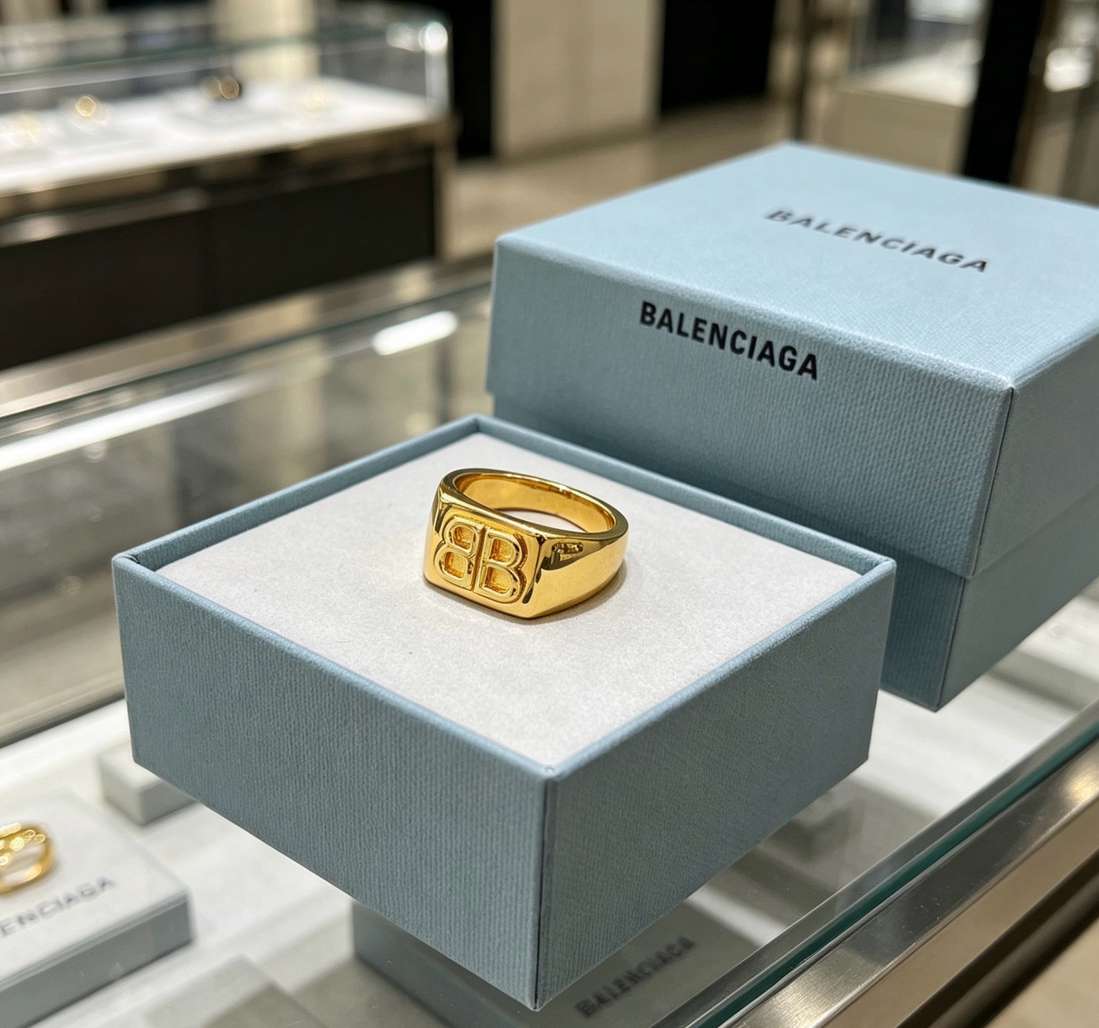 Balenciaga Haute Couture Haute Joaillerie Fine Jewelry Earrings Necklace 4