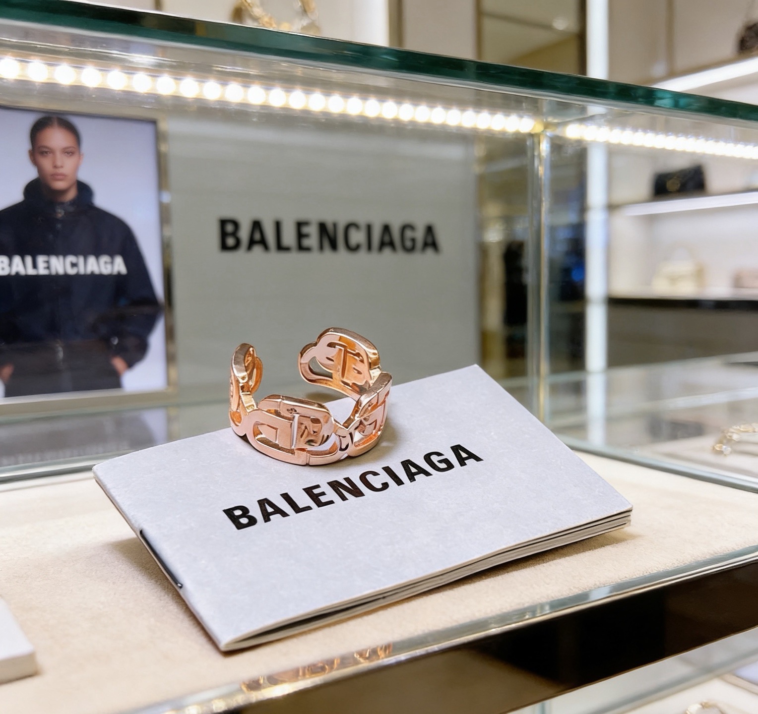Balenciaga Haute Couture Haute Joaillerie Fine Jewelry Earrings Necklace 5