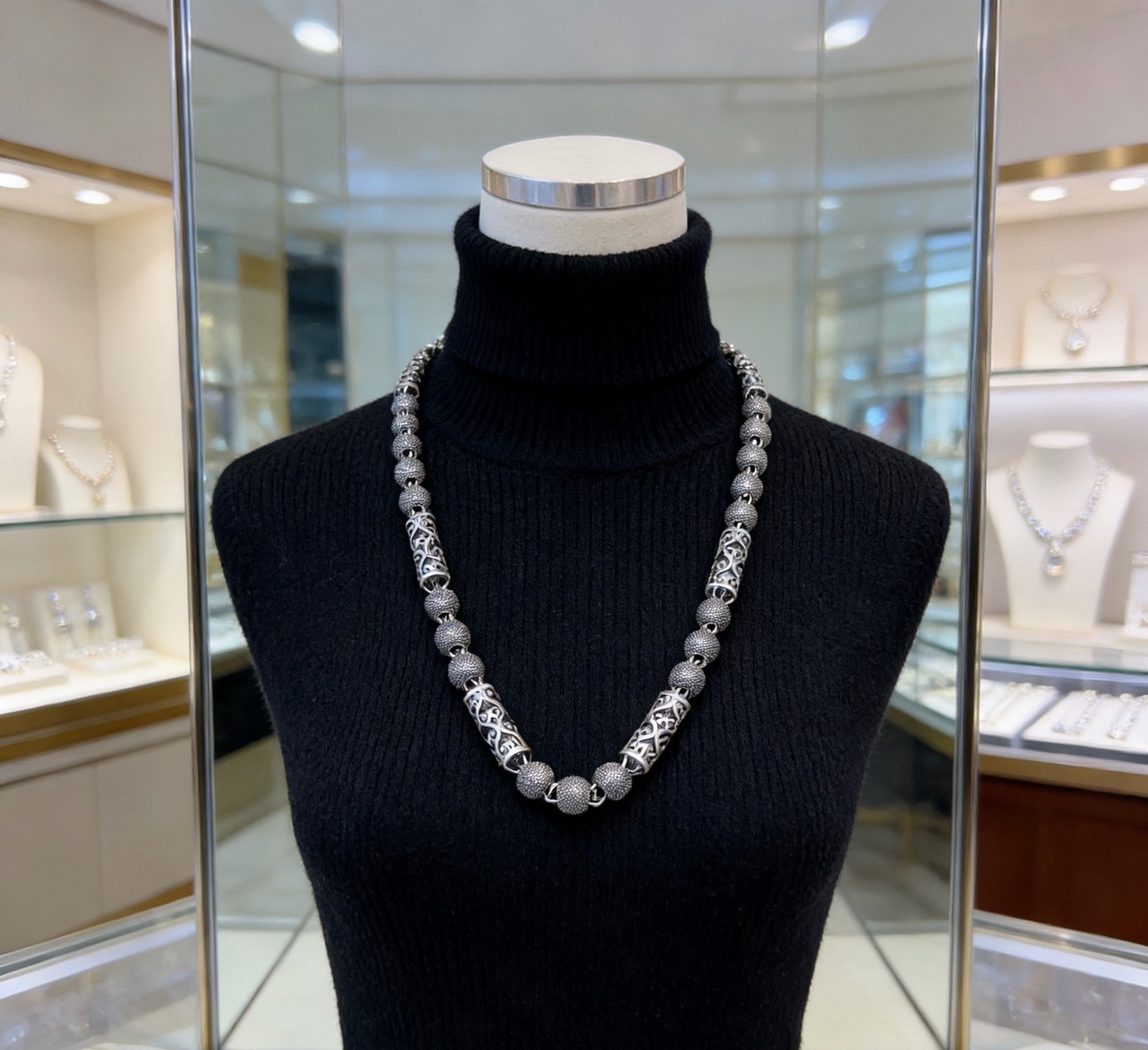 Gucci Haute Joaillerie Fine Jewelry Earrings Necklace Ring Ref.59FD65C1 4