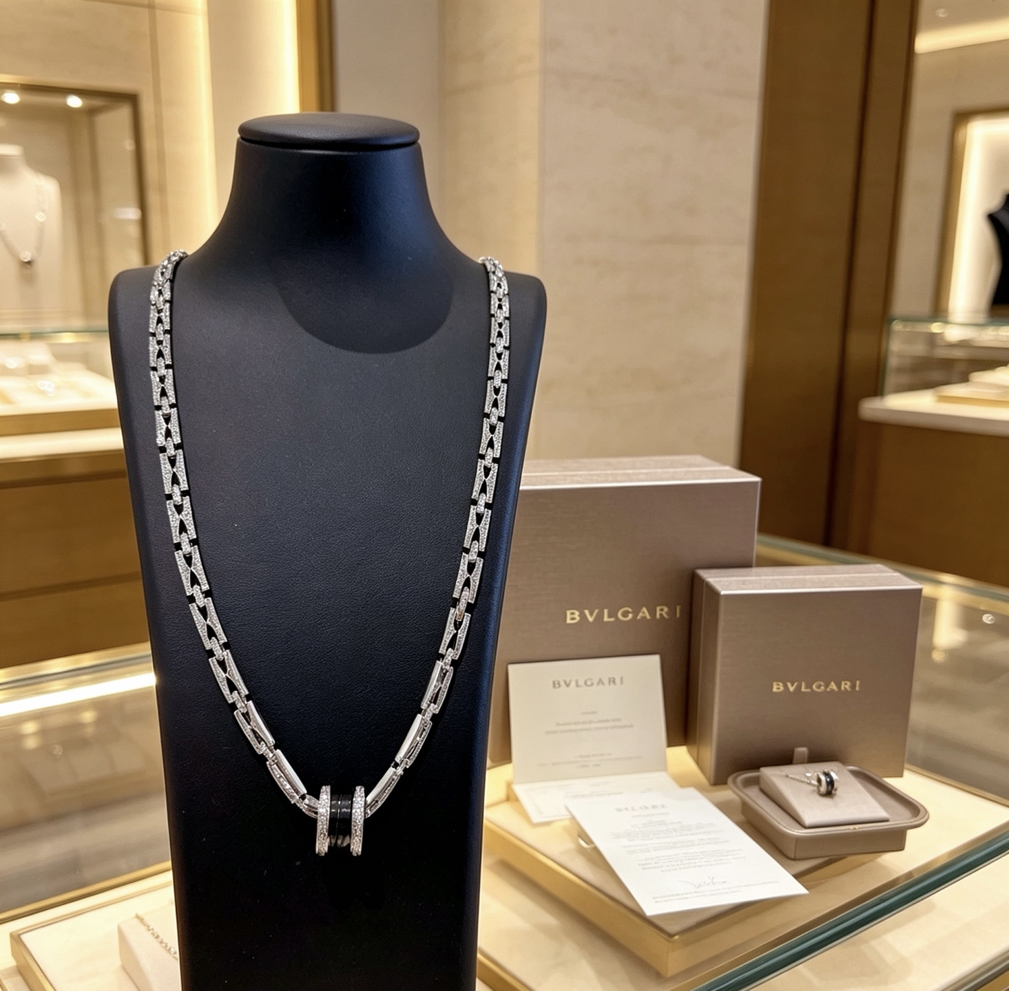 Bvlgari Haute Joaillerie Fine Jewelry Earrings Necklace Ring Ref 7