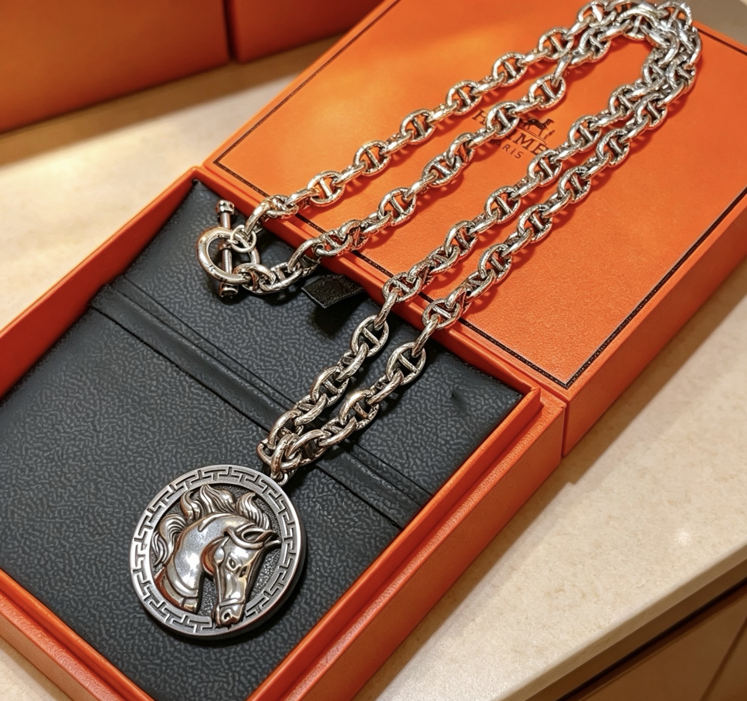 Hermes Cheval Horse Head Medallion Chaine d Ancre necklace Antique silver-toned metal with antiqued silver horse head medallion 60cm