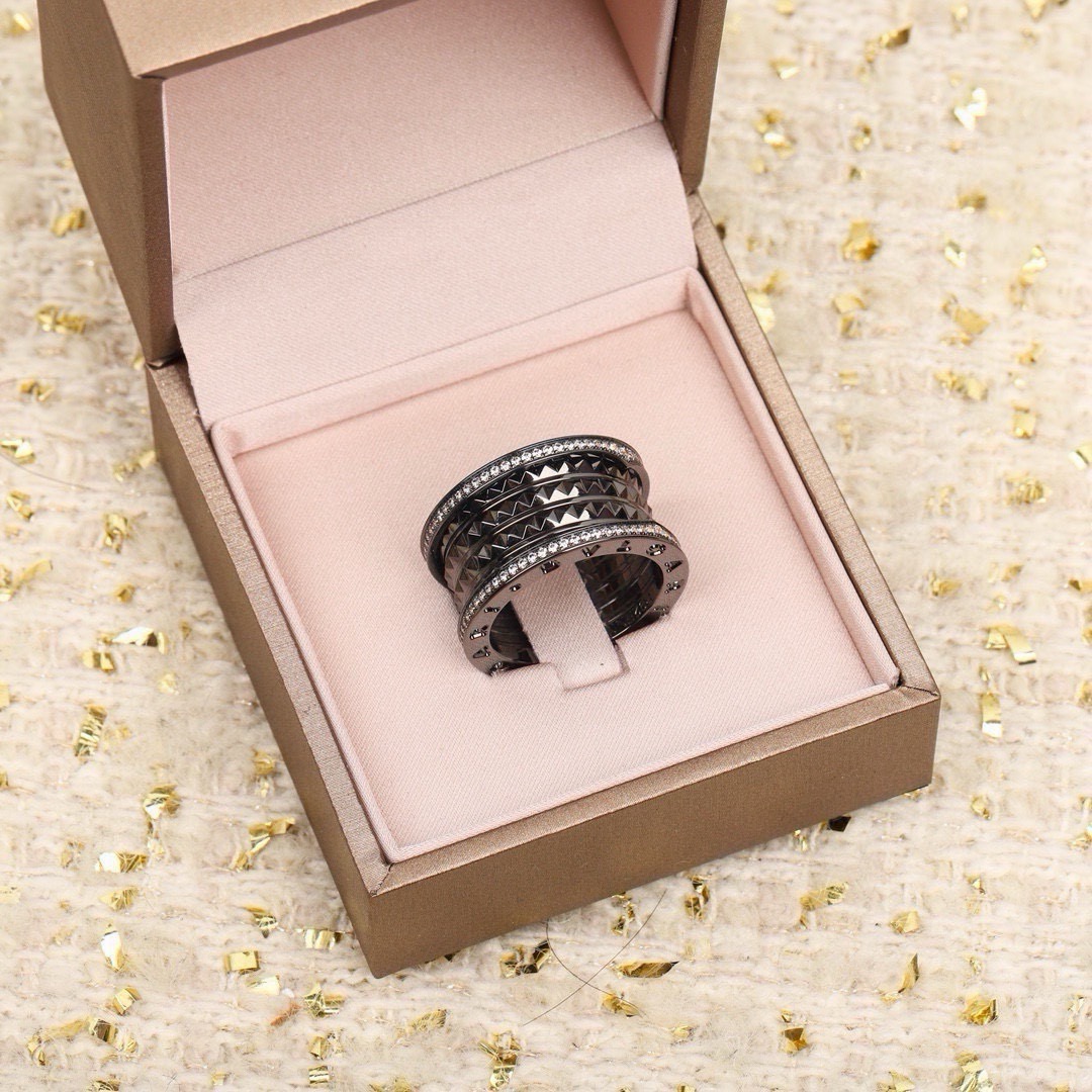 Bvlgari B zero1 Rock ring blackened gunmetal metal with clear pave diamonds EU 54