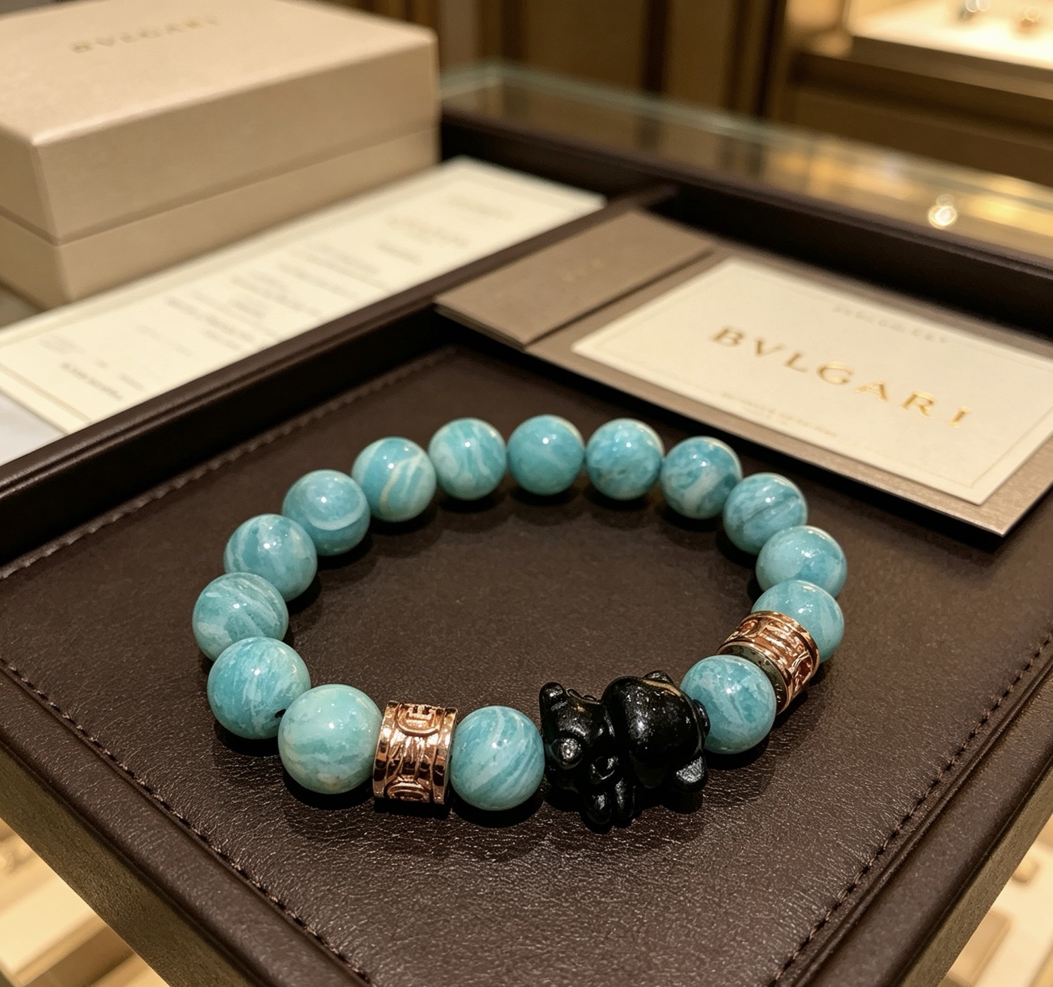 NO:923363,Batch. Bvlgari bracelet V gold material BVLGARI DIVAS' DREAM series natural amazonite, perfect appearance, unparalleled details, the unique color is completely impeccable, and decorated with a classic ring shape design, simple yet elegant and eye-catching, the V gold pure handmade combination is more elegant, elegant and moving. Same style for men and women. Bvlgari bracelet size: 18 20 22 24 cm, boutique jewelry, Bottega  veneta,bvlgari,bvlgari,bracelet19860909批.宝格丽手链V金材质 BVLGARI宝格丽 DIVAS‘ DREAM 系列 天然天河石 品相完美,细节无敌,那种独特的色泽完全无可挑剔,再缀以经典指环外形设计,简约之余却又优雅夺目,V金纯手工的组合更显气色,上手雅致动人.男女同款 宝格丽手链尺寸:18 20 22 24厘米,饰品精品,bottega veneta,bvlgari,bvlgari,bracelet,Jewelry