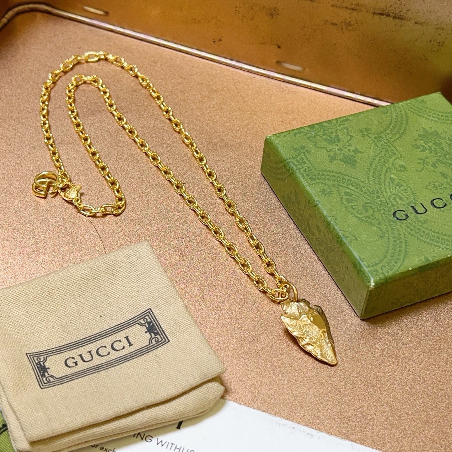 Gucci Anger Forest Arrowhead Pendant necklace gold-tone metal 60cm