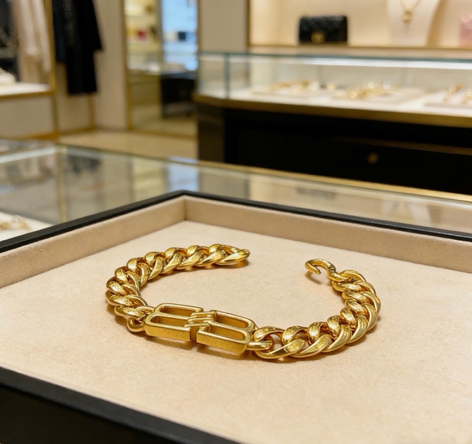 Balenciaga Jewelry 。 Balenciaga ！ 18 20 22 24cm — photo 9