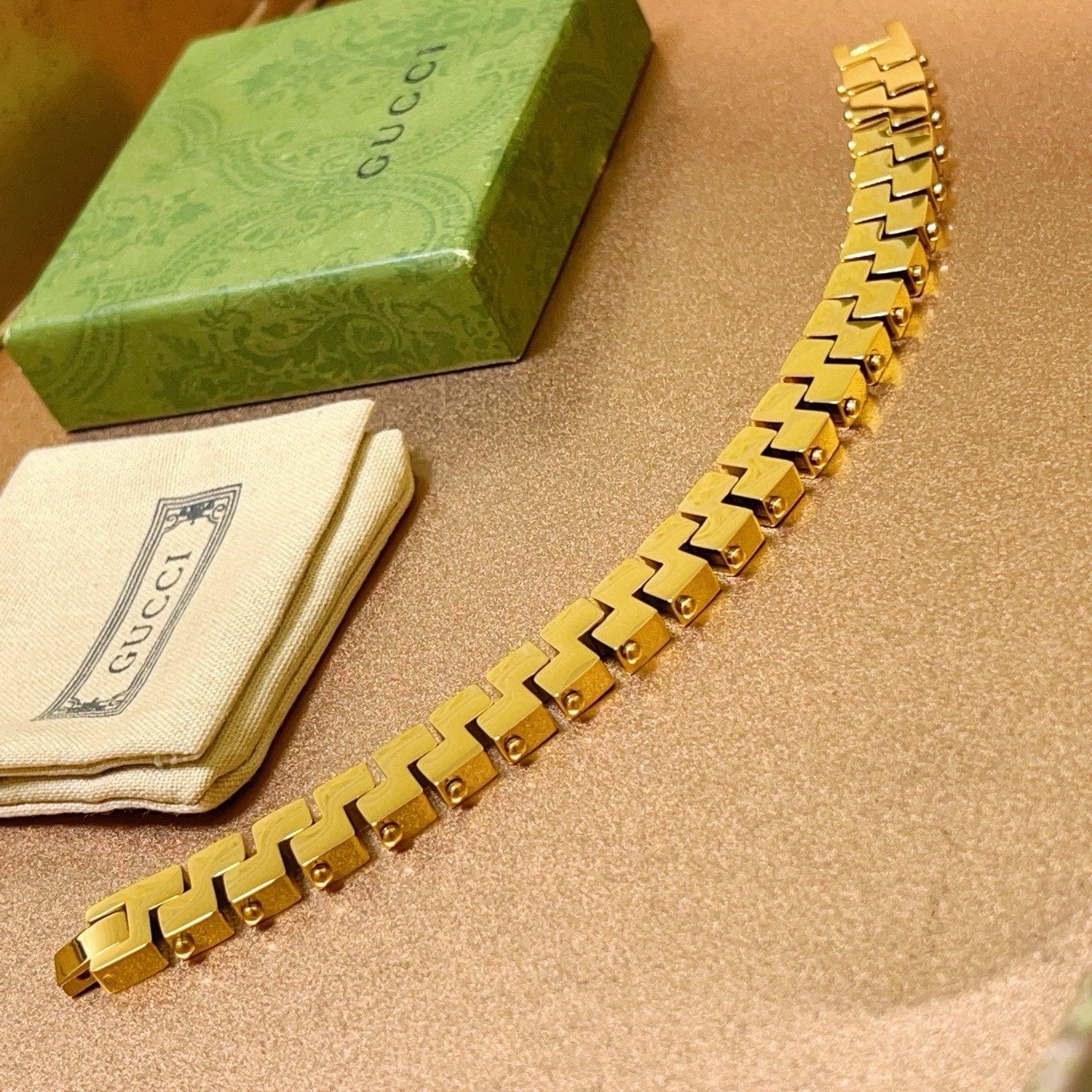 Gucci Jewelry 。 New 2026 Gucci New feel nice ， ， — photo 5