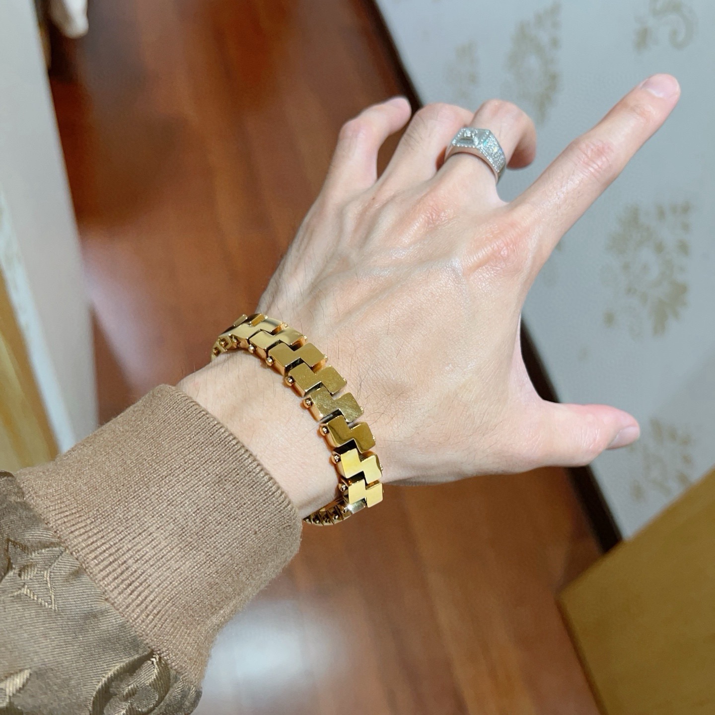 Gucci Jewelry 。 New 2026 Gucci New feel nice ， ， — photo 3