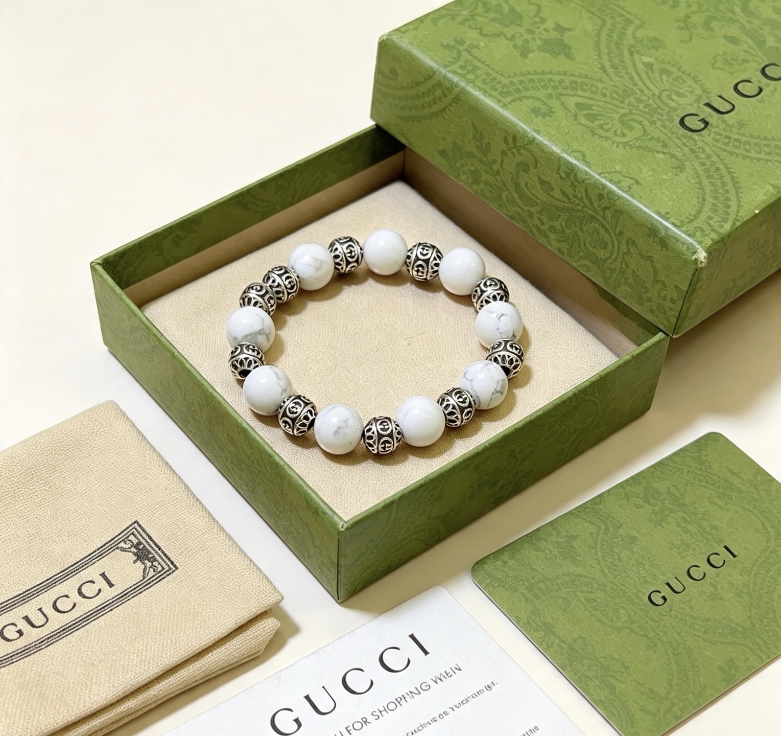 Gucci Anger Forest Beaded Bracelet bracelet Aged silver metal with white howlite stone beads 18cm