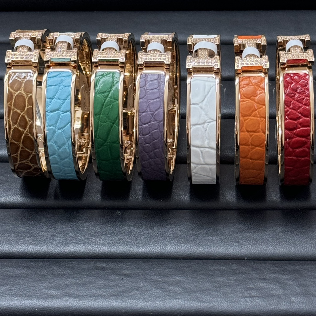 NO:101902,Hermes new H full diamond bracelet, high luxury version, new color of real crocodile leather, size 17, 19, Hermes bracelet, hermes, bracelet, crocodile skin19860909爱马仕新款H满钻手镯 高奢版 真鳄鱼皮新增颜色 尺寸 17号 19号,爱马仕手镯,hermes,bracelet,crocodile skin,Jewelry